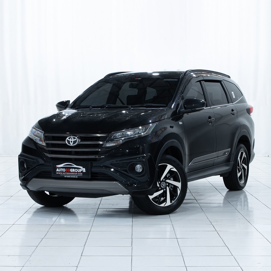 toyota-new-rush-s-suv-1500-manual-gr-sport-4x2-premium-black-3rows-2022-b-2510-uif-2788